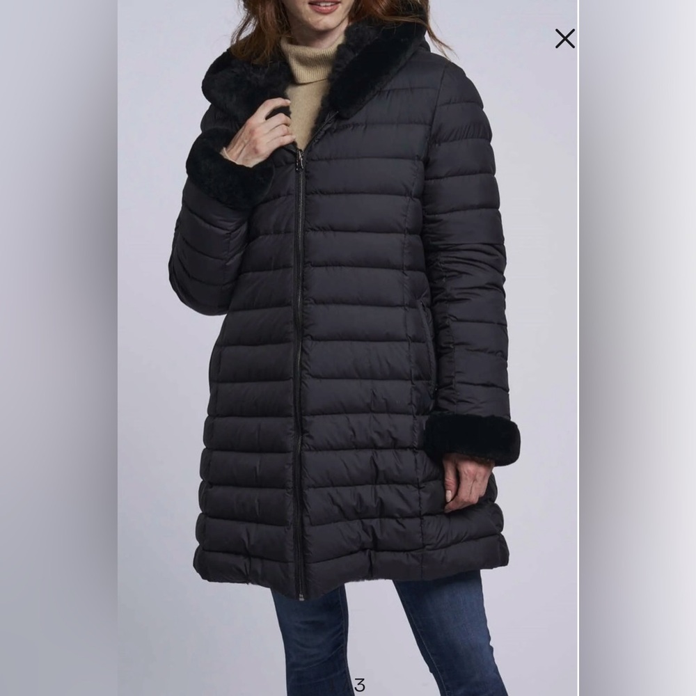 Water Resistant Reversible Genuine Shearling 700 Fill Power Down Coat
Blue Duck